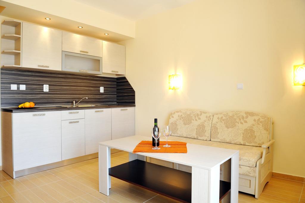 Hotel Iris Несебир Номер фото
