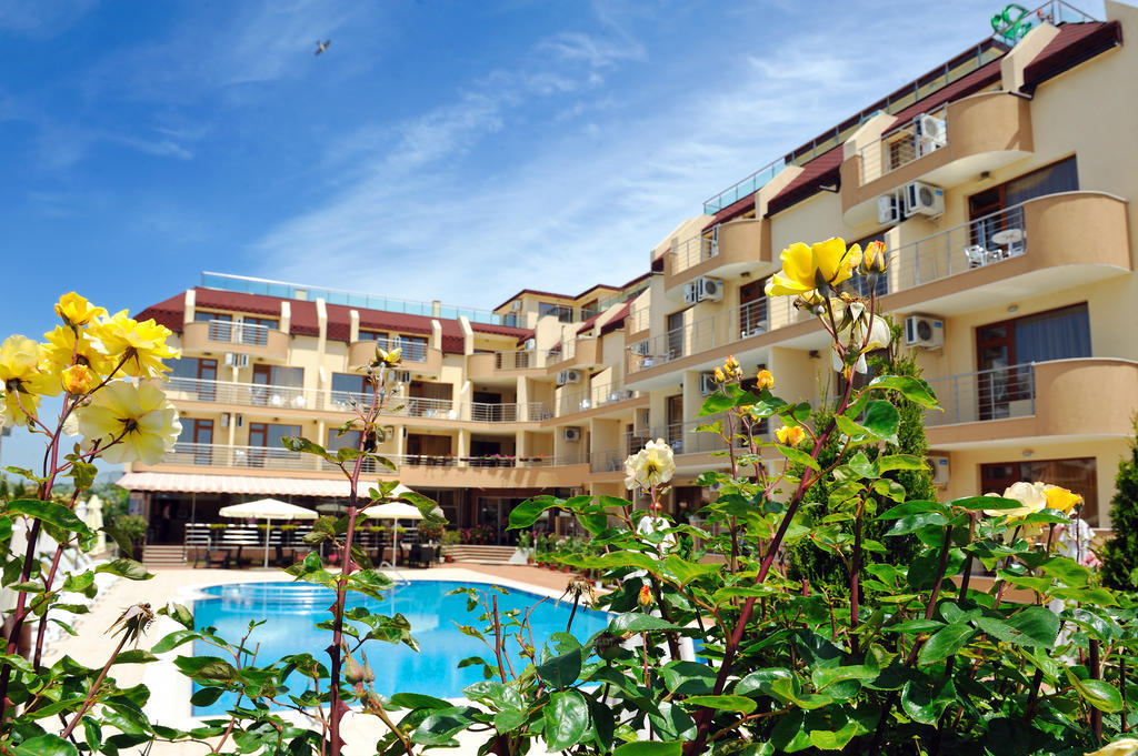 Hotel Iris Несебир Екстер'єр фото