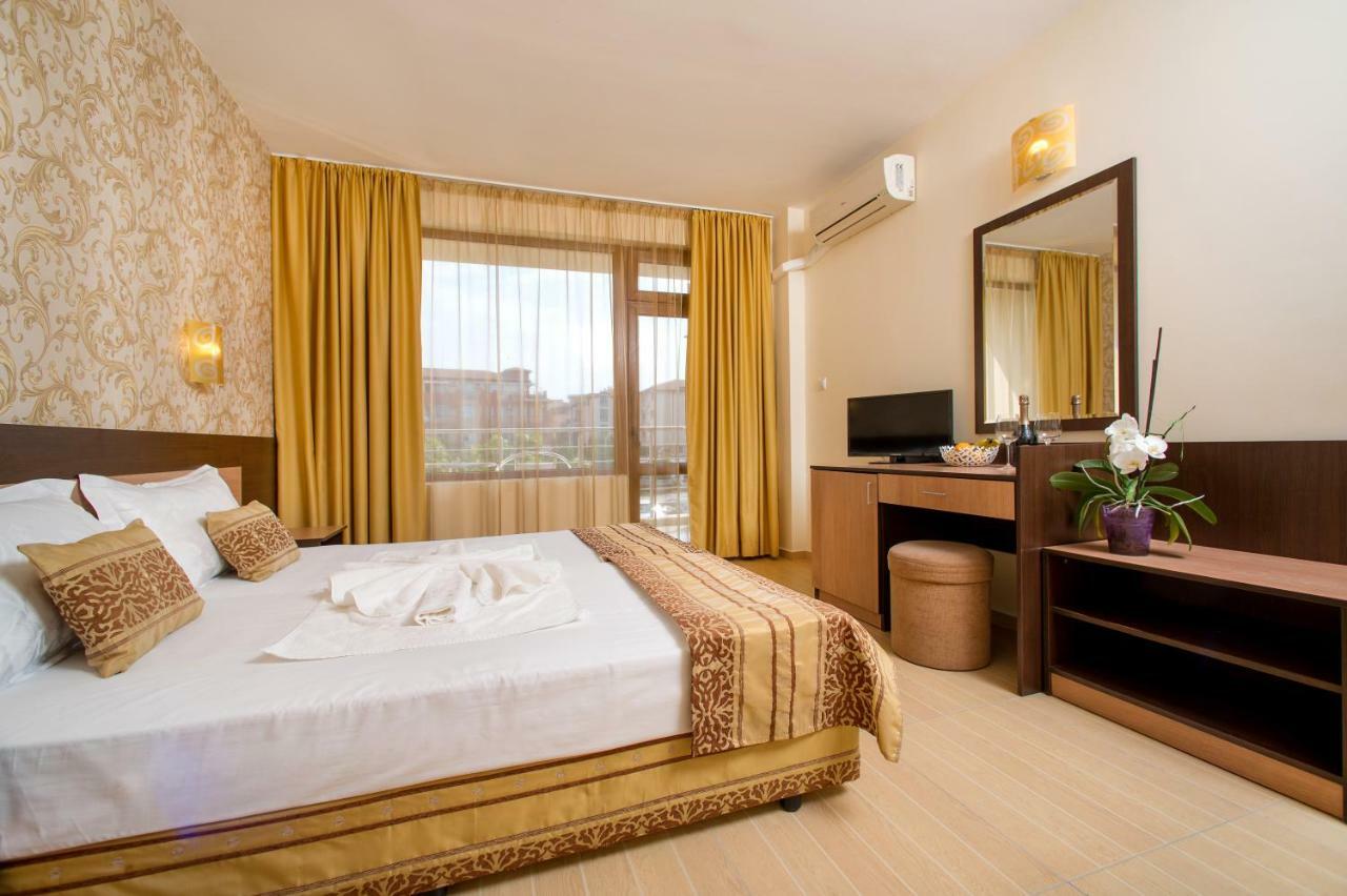 Hotel Iris Несебир Екстер'єр фото